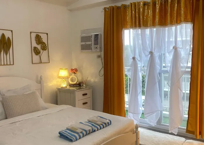 Aparthotel Amani By Hernz L With Balcony L Pool View L L Staycations L Airport 3*