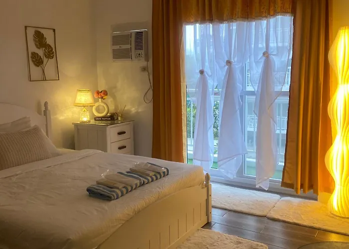 Aparthotel Amani By Hernz L With Balcony L Pool View L L Staycations L Airport Lapu-Lapu City